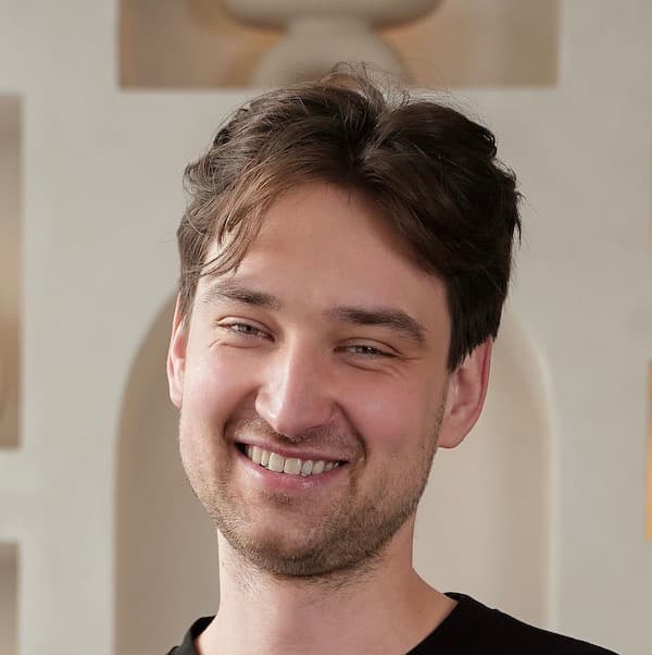 Członek zespołu Neon Home